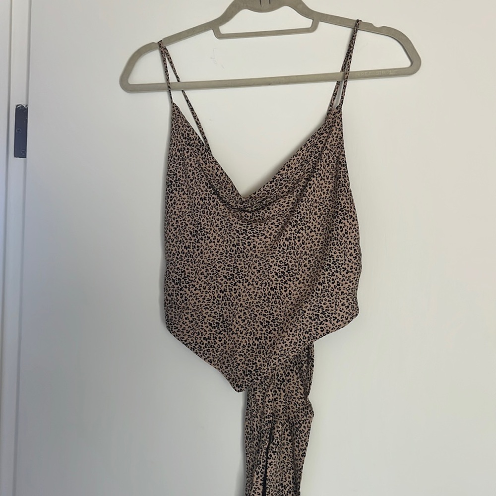 Cheetah scoop neck tank with an open back and tie S